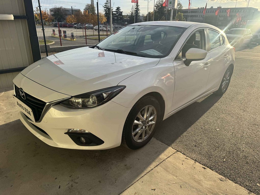 Mazda 3 1.5i 