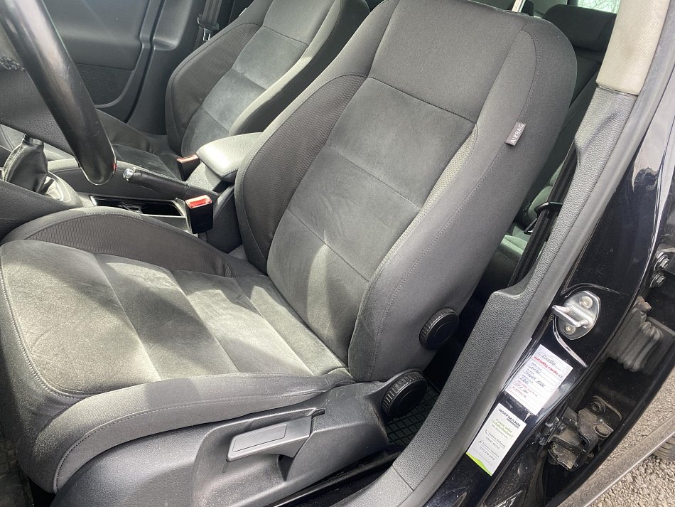 Volkswagen Golf 1.4TSI 