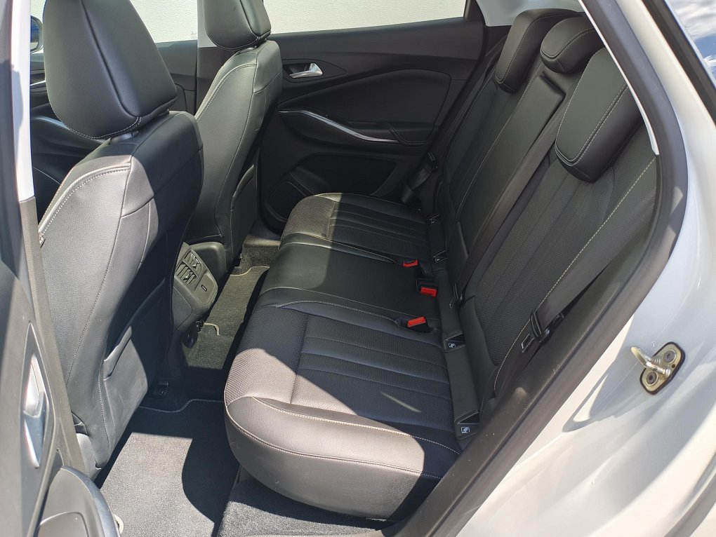 Opel Grandland X 1.2 PT Innovation