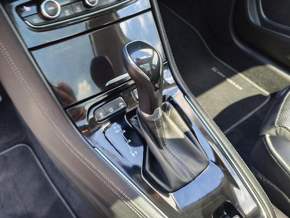 Opel Grandland X 1.2 PT Innovation