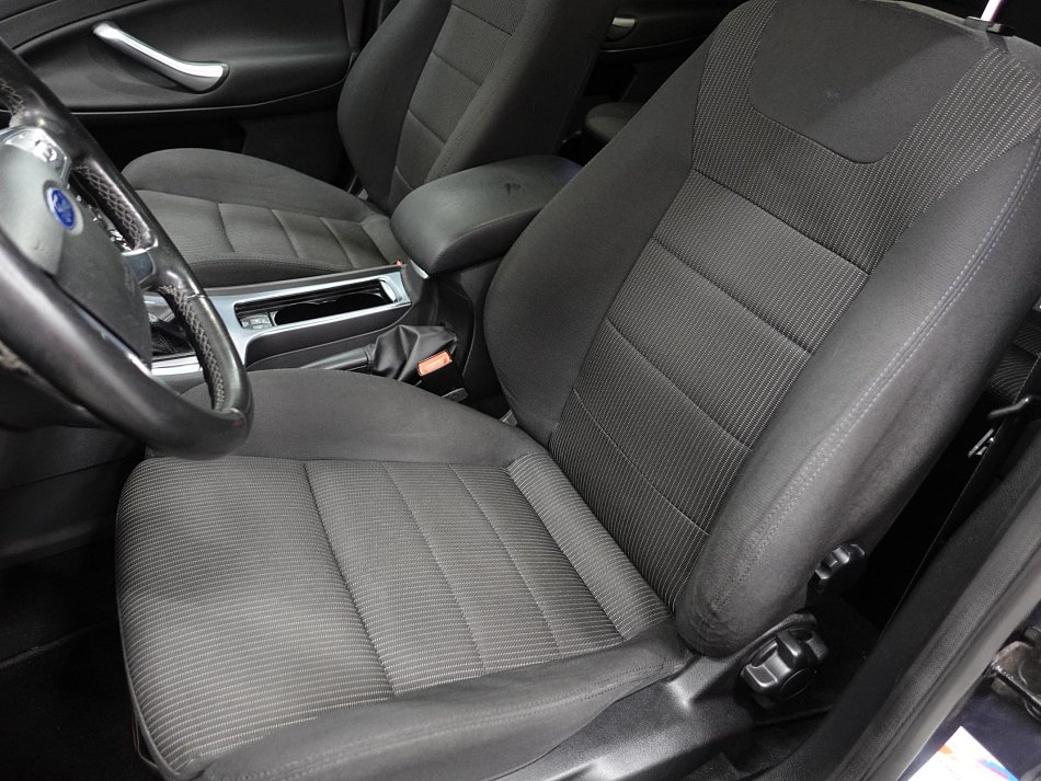 Ford Mondeo 2.0 TDCi 