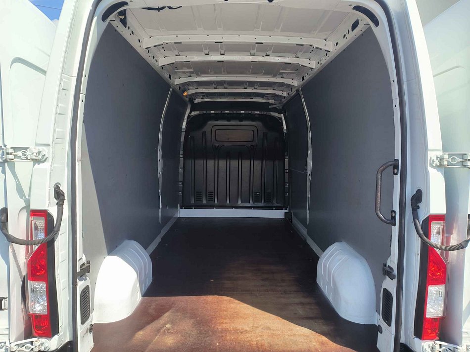 Renault Master 2.3dCi Cool L3H2