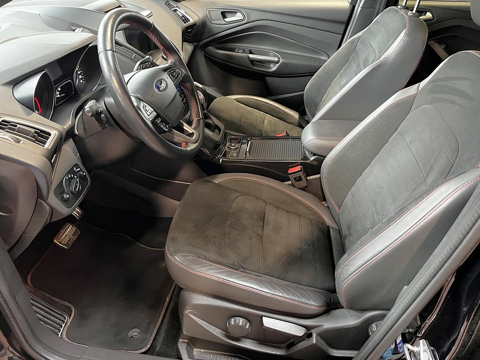 Ford Kuga 2.0 TDCi ST-Line 4x4