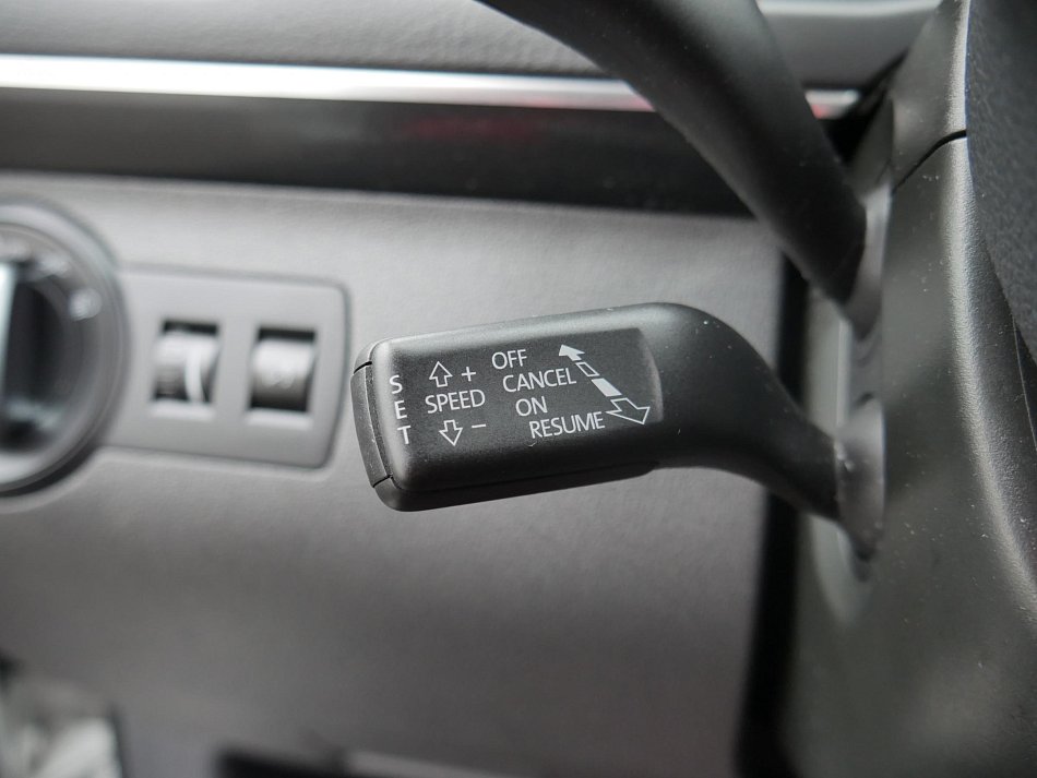 Volkswagen Touran 1.4 TSi 