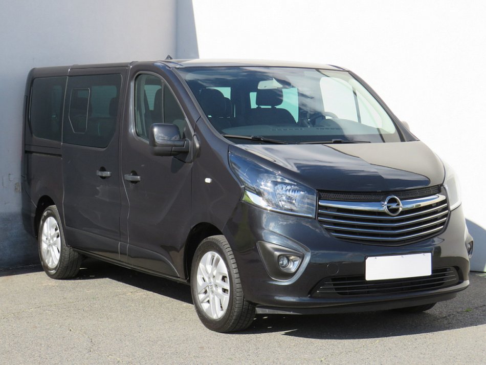 Opel Vivaro 1.6CDTi  6míst