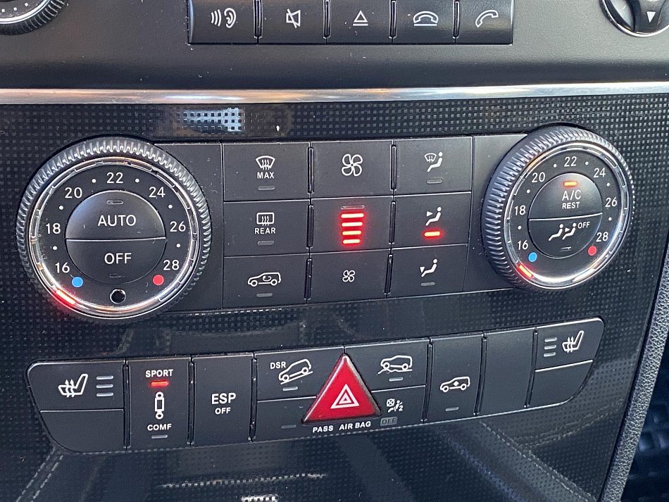 Mercedes-Benz Třída M 3.0 CDi  ML320 4Matic