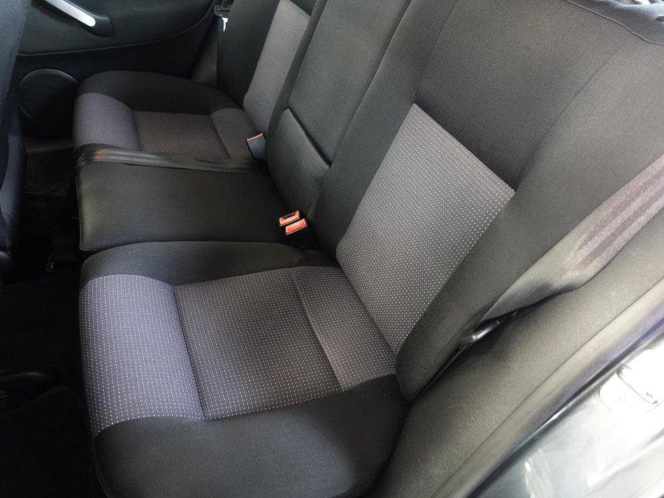 Volkswagen Bora 1.6i 