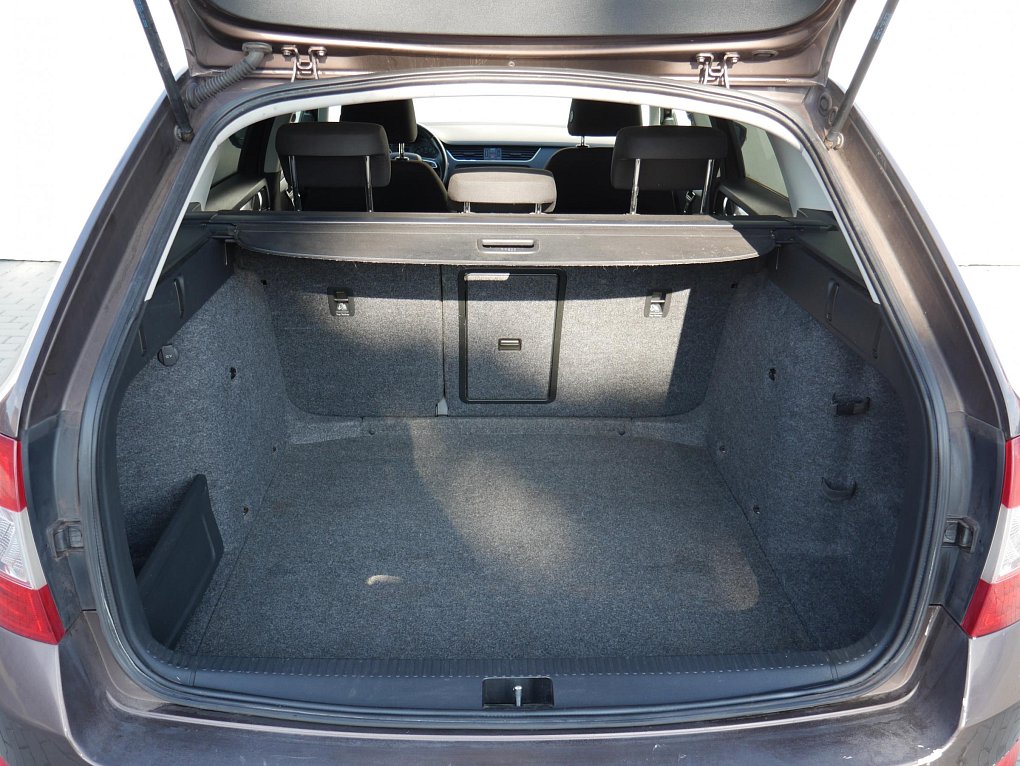 Škoda Octavia III 1.6 TDi  Business plus