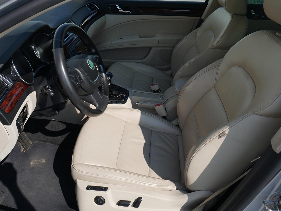 Škoda Superb II 2.0TDi Elegance