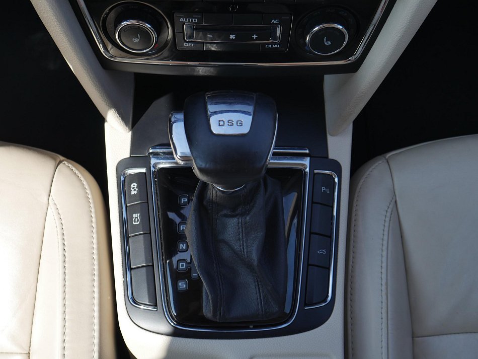 Škoda Superb II 2.0TDi Elegance