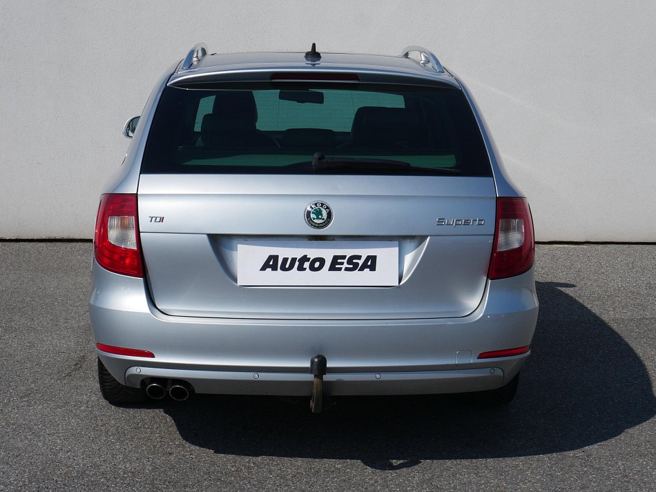 Škoda Superb II 2.0TDi Elegance