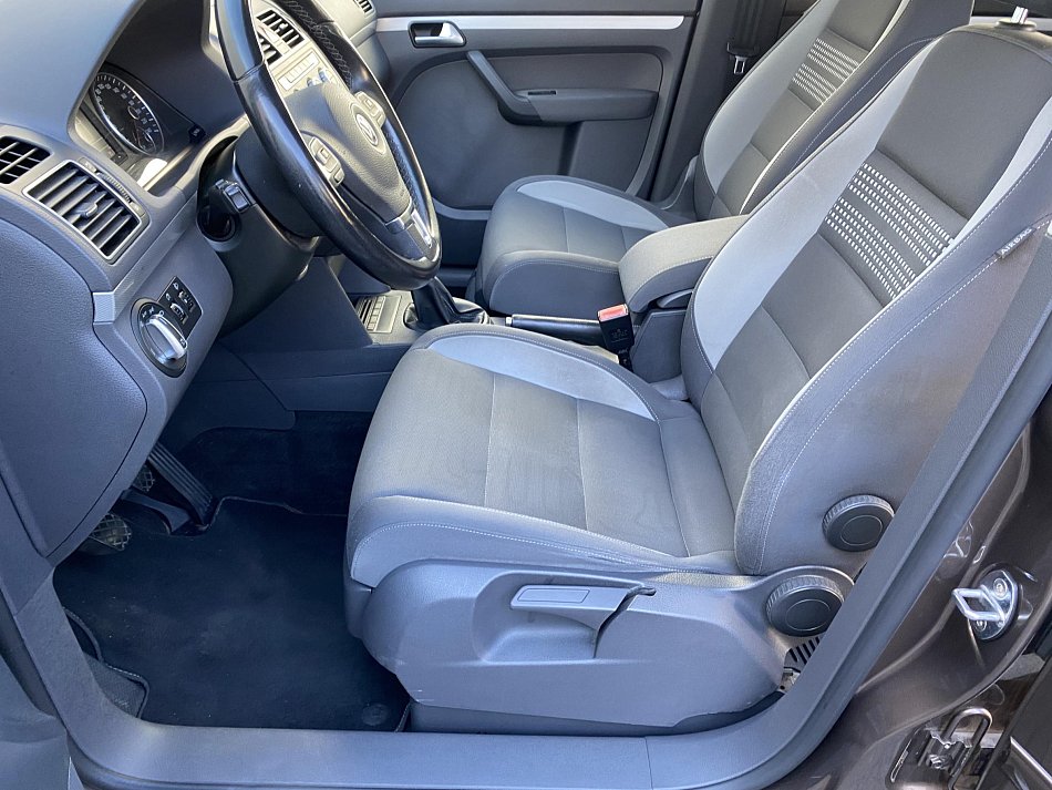 Volkswagen Touran 2.0 TDi Life