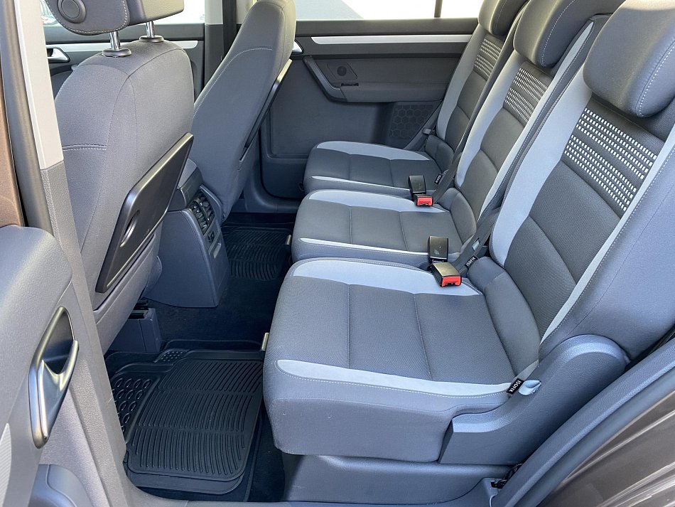 Volkswagen Touran 2.0 TDi Life