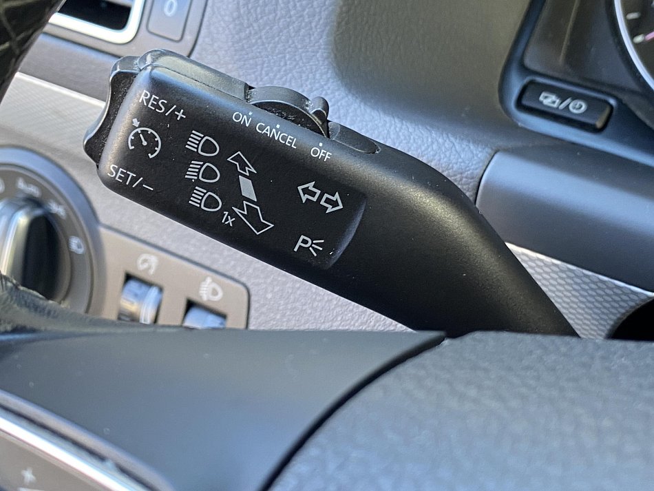 Volkswagen Touran 2.0 TDi Life