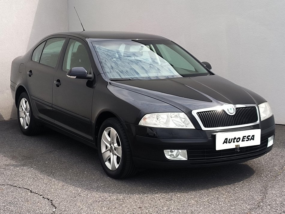 Škoda Octavia II 1.6 FSI Elegance