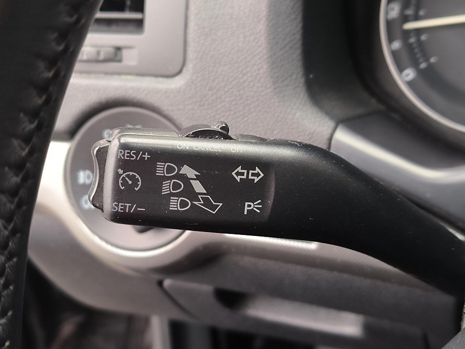 Škoda Octavia II 1.6 FSI Elegance