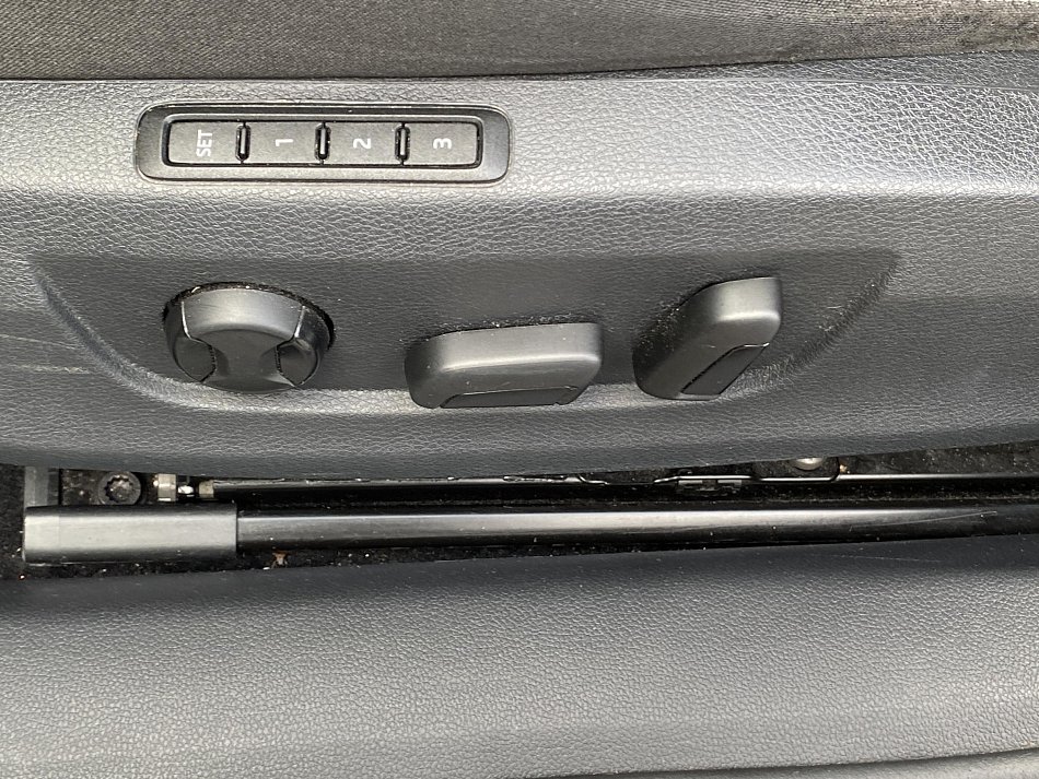 Škoda Superb III 1.8 TSi Style