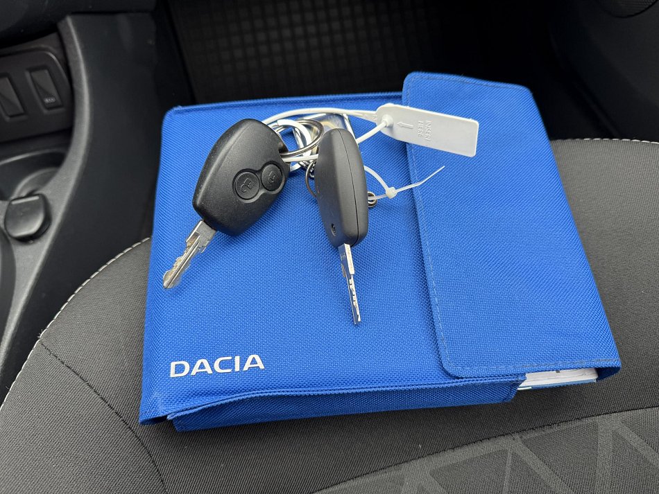 Dacia Duster 1.6 i 