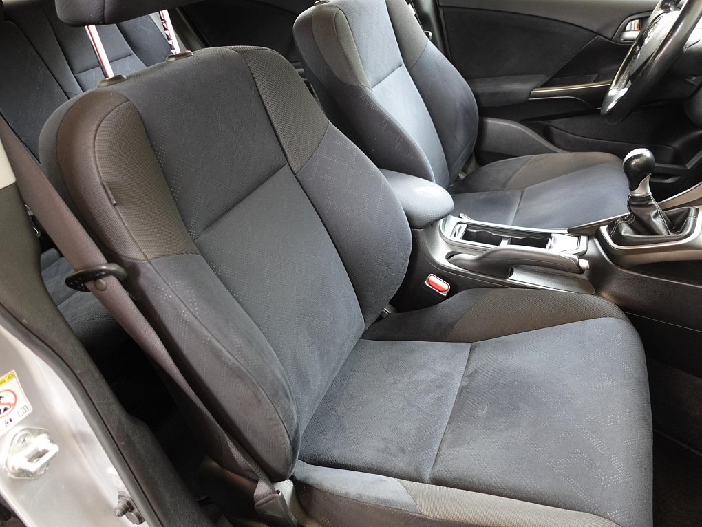 Honda Civic 1.4i 