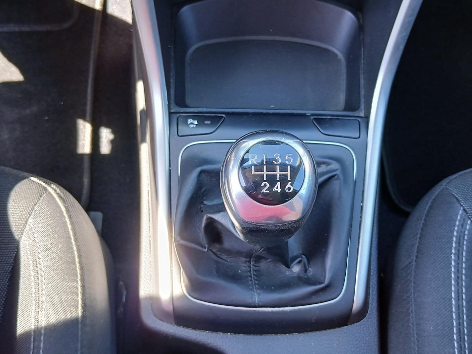 Hyundai I30 1.6i 