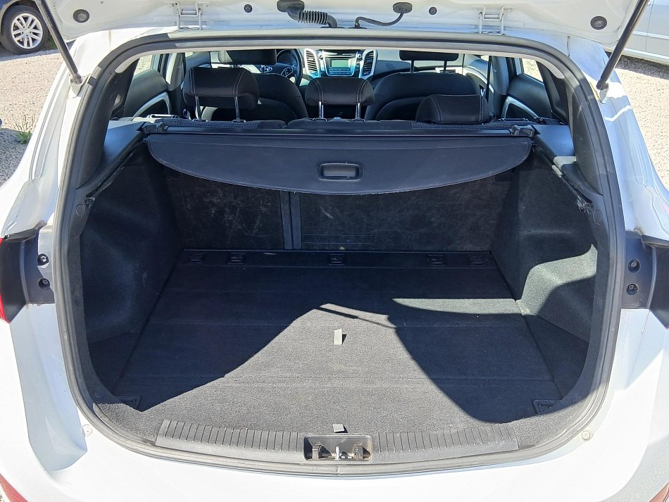 Hyundai I30 1.6i 