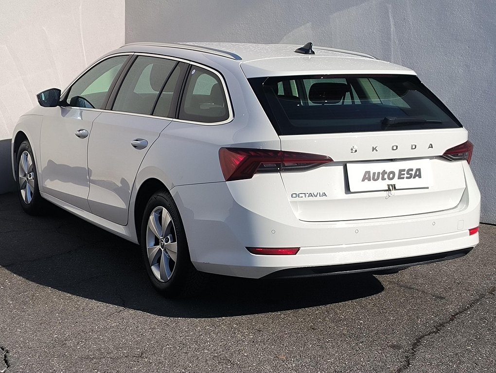 Škoda Octavia IV 1.5 TSI Style