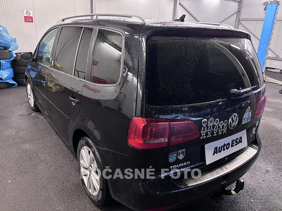 Volkswagen Touran 2.0 TDi 