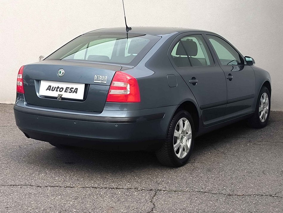 Škoda Octavia II 1.6MPi Ambition