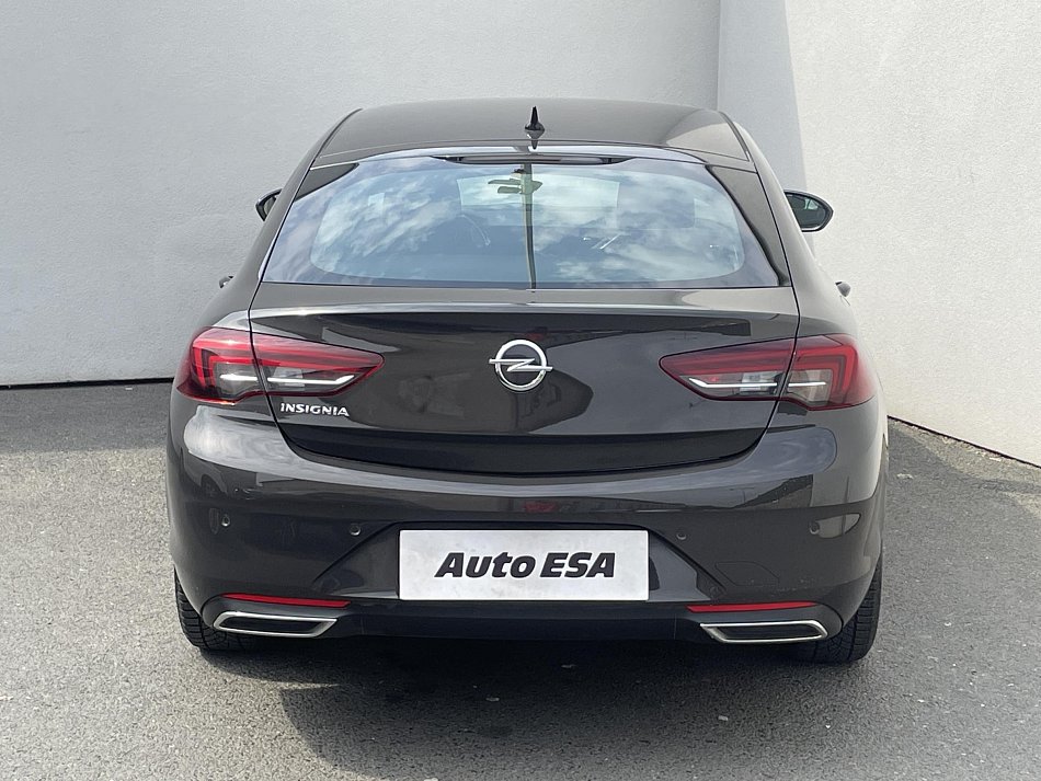 Opel Insignia 2.0 CDTI 