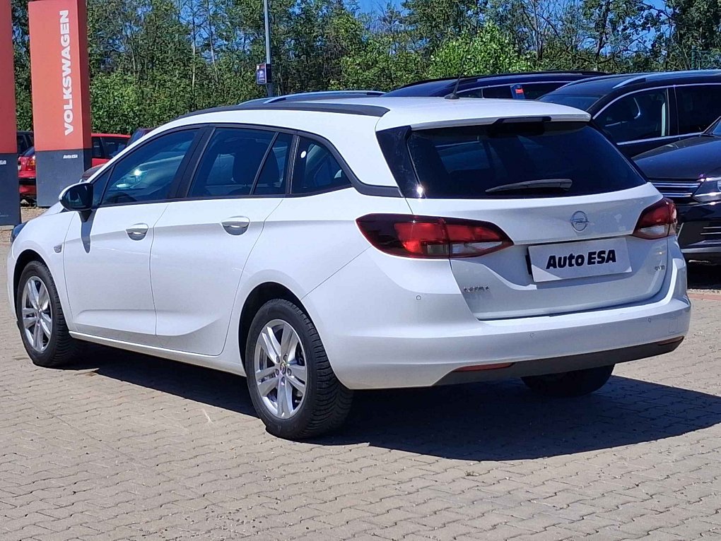 Opel Astra 1.6 CDTi Enjoy