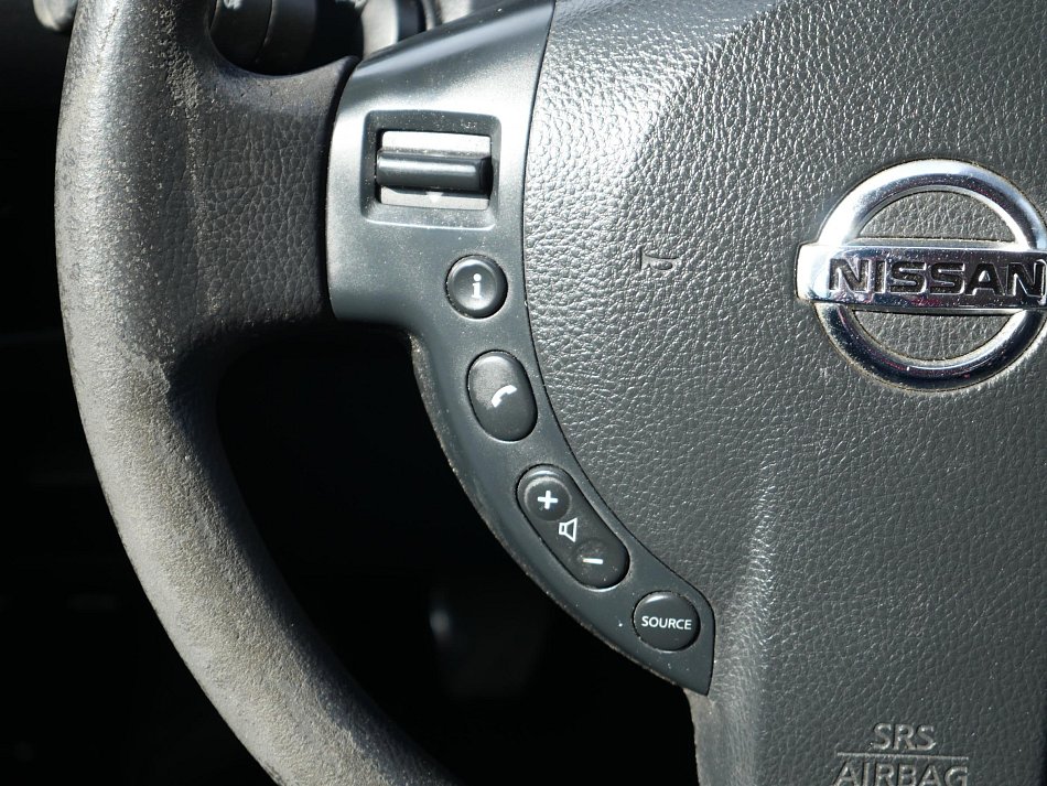Nissan Qashqai 1.6i 