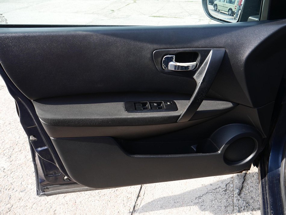 Nissan Qashqai 1.6i 