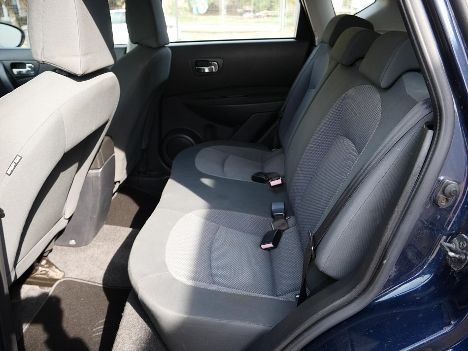 Nissan Qashqai 1.6i 