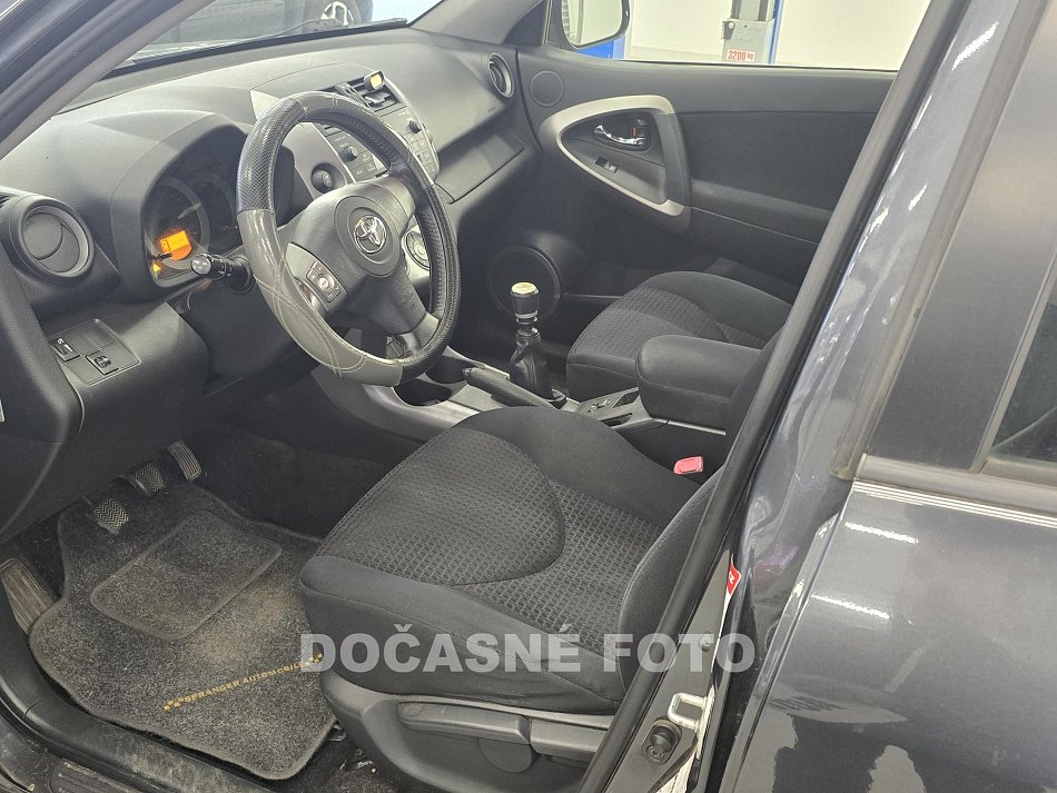 Toyota RAV4 2.2 D-CAT  4x4