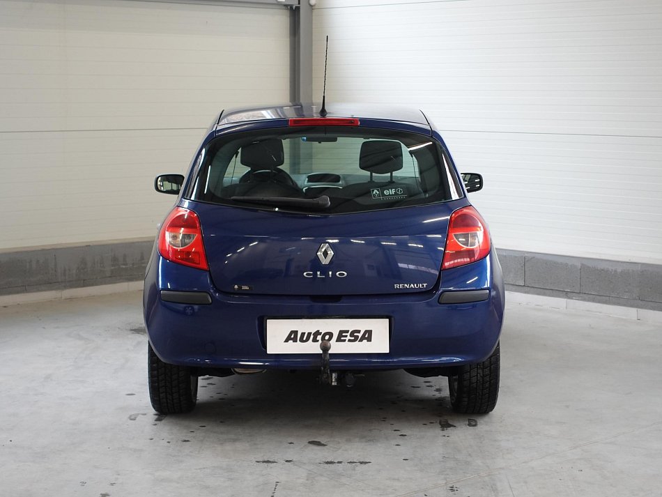 Renault Clio 1.6i 