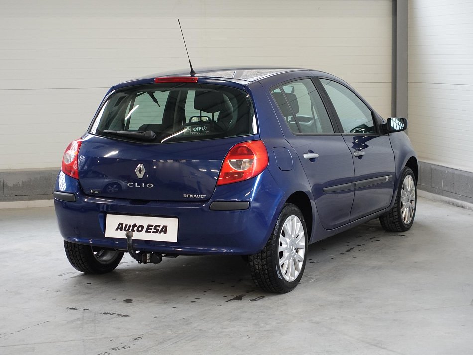 Renault Clio 1.6i 