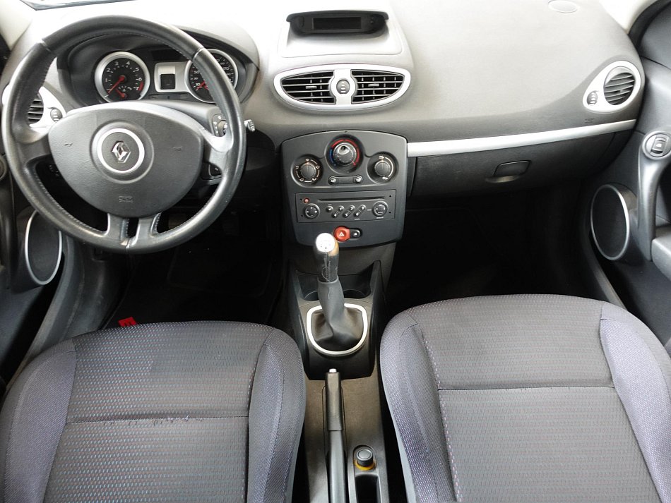 Renault Clio 1.6i 