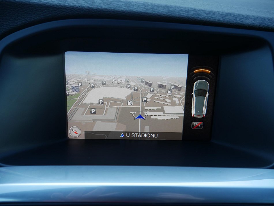 Volvo V60 2.0 D R-design