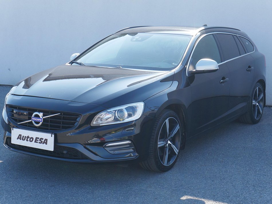 Volvo V60 2.0 D R-design
