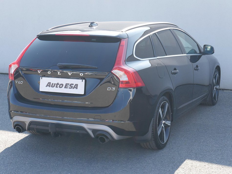 Volvo V60 2.0 D R-design