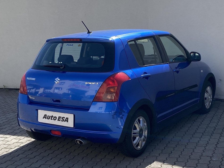 Suzuki Swift 1.3i 