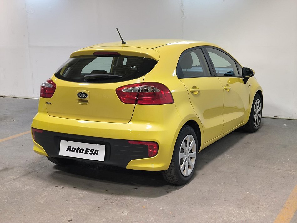 Kia Rio 1.2i 