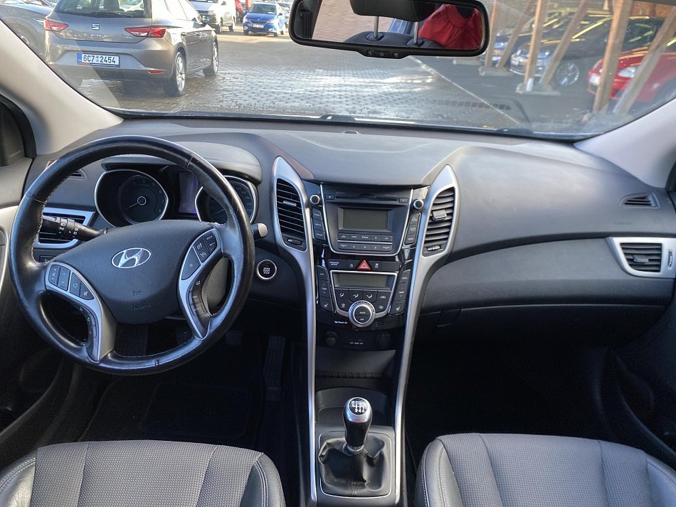 Hyundai I30 1.6 i 