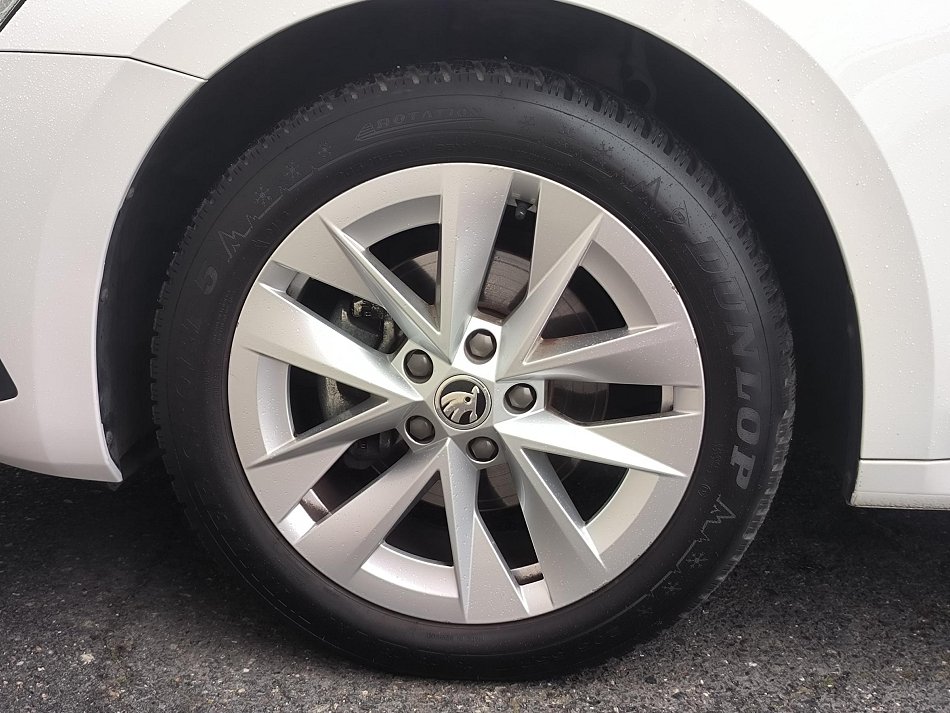 Škoda Octavia IV 1.5 TSi Ambition