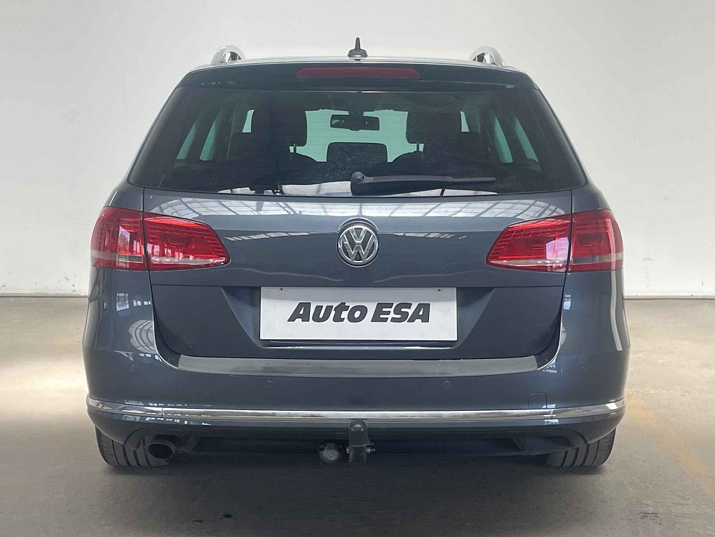 Volkswagen Passat 1.6 TDi Highline