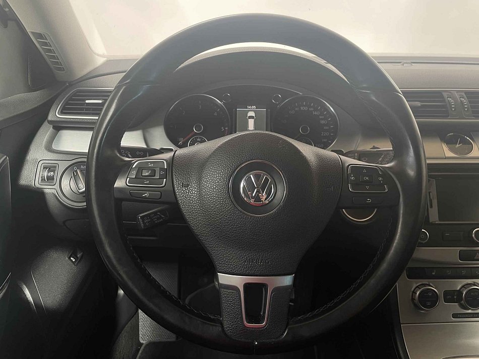 Volkswagen Passat 1.6 TDi Highline