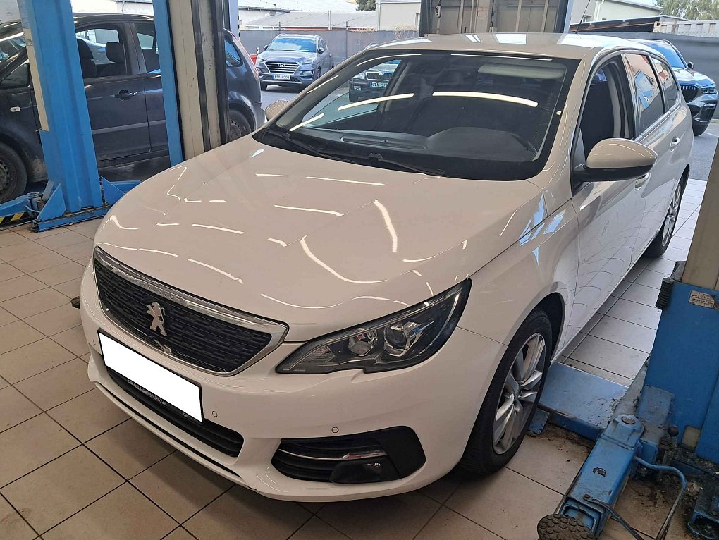 Peugeot 308 1.2 PT 