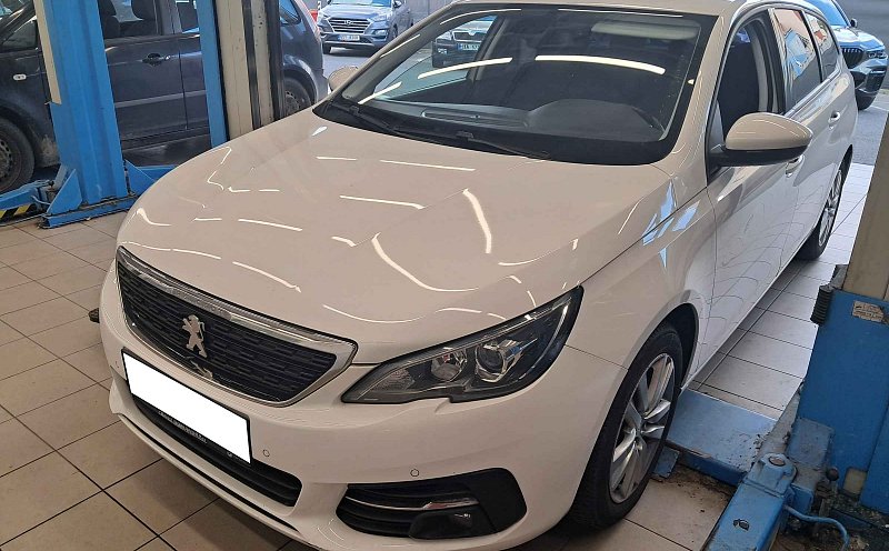 Peugeot 308 1.2 PT 