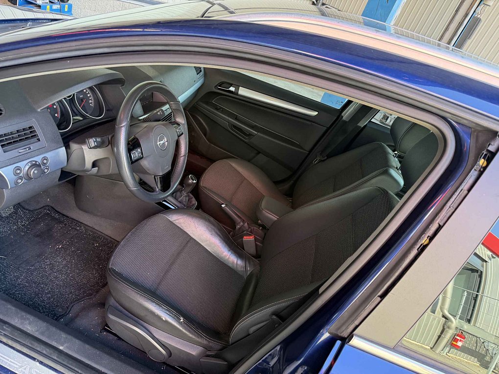 Opel Astra 1.7 CDTi 