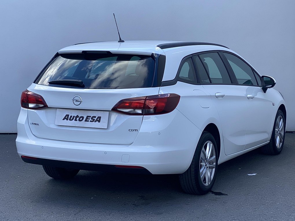 Opel Astra 1.6 CDTi Enjoy